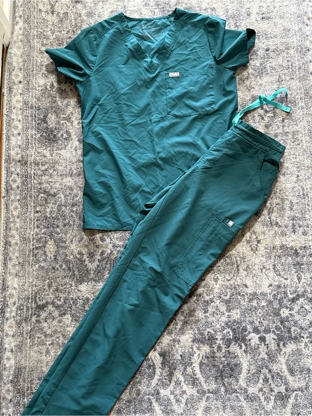 Figs Teal Short Sleeve set